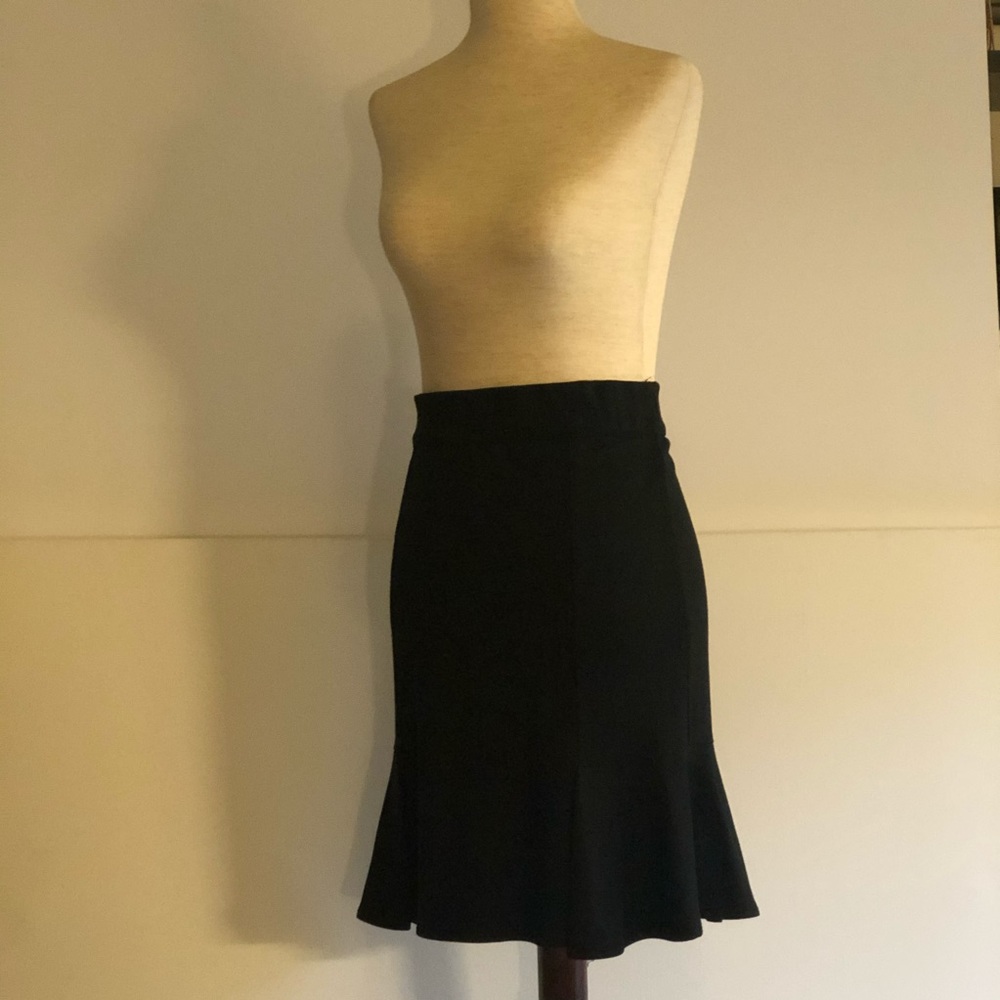 Black skirt